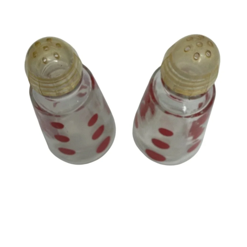 Anchor Hocking Red Polka Dot Salt and Pepper Shakers Clear Glass EUC